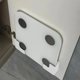 thumbnail image 4 of Estante para Báscula | Soporte de Plástico para Pared Sin Perforar | Organizador de Clip para Básculas Electrónicas | Blanco y Negro, Compacto, para Uso Doméstico, Cocina y Baño, 4 of 6