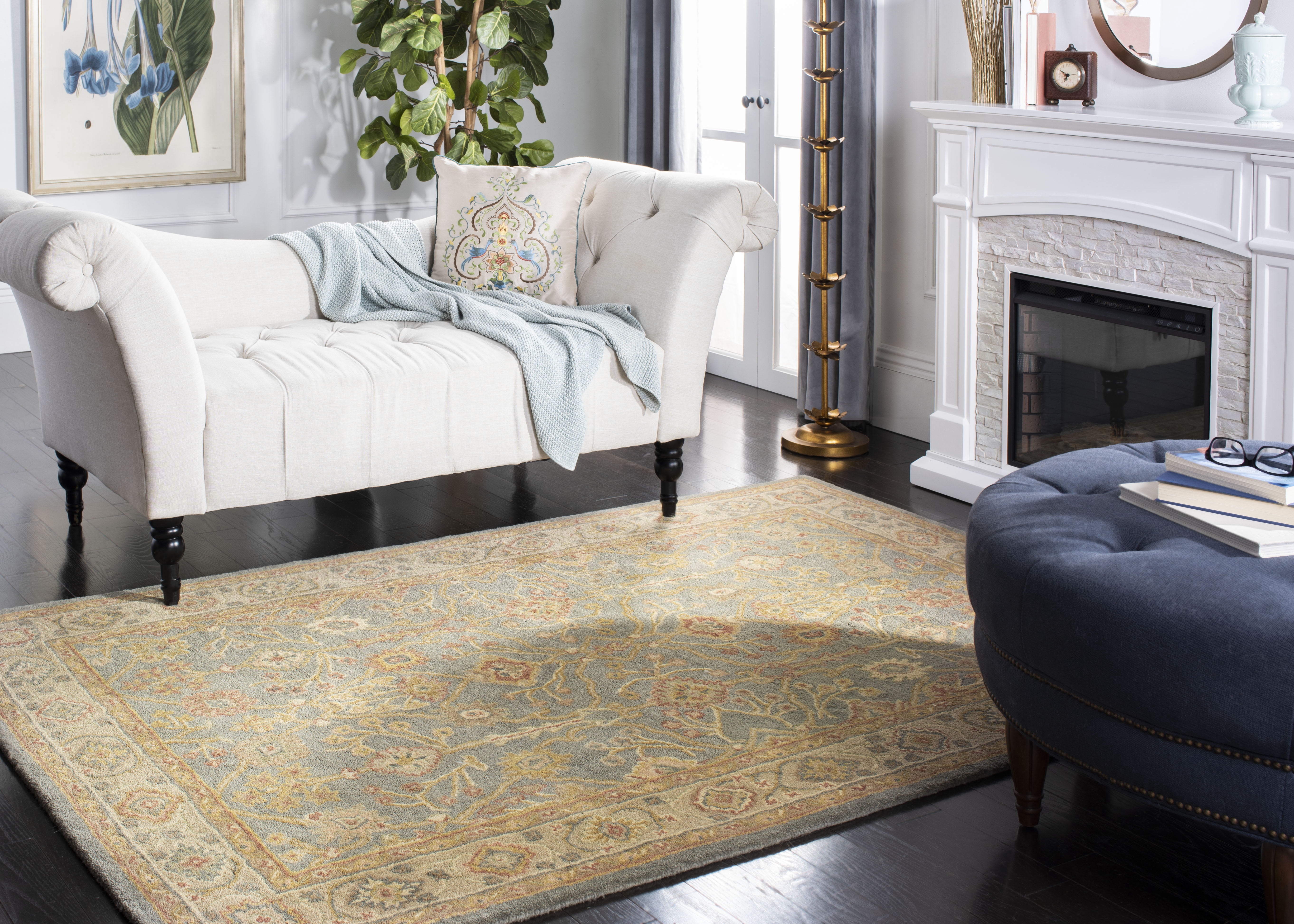 SAFAVIEH Antiquity Chanelle Oriental Wool Area Rug, Blue/Ivory, 9'6" x 13'6"