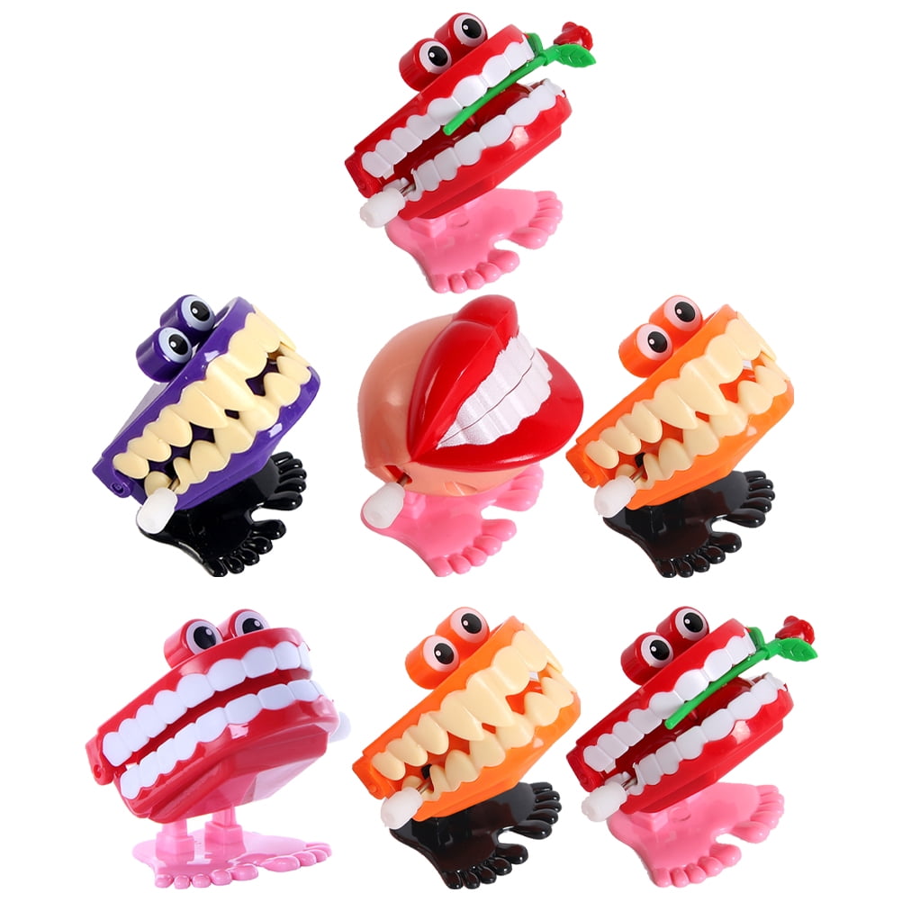 7pcs Windup Chattering Teeth Toy Plastic Funny Walking Teeth Toy Random Style