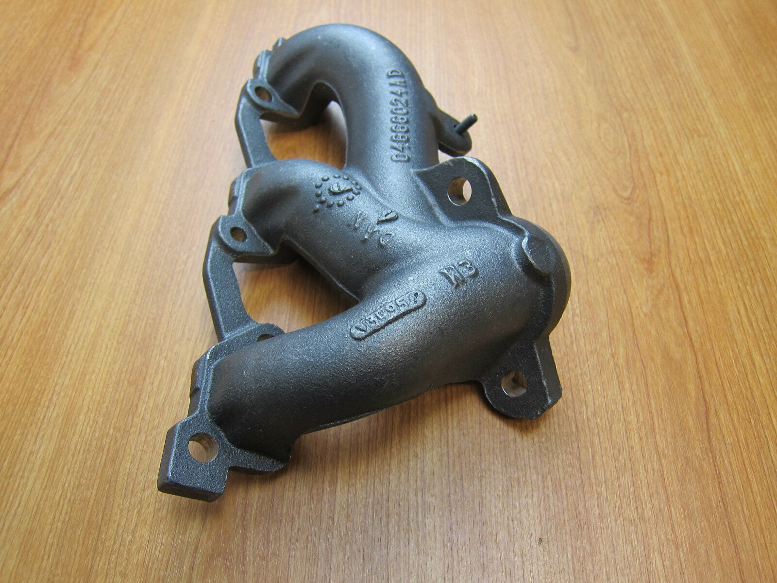 07-11 Jeep Wrangler 3.8L Engine Driver Side Exhaust Manifold Mopar OEM 4666024AF