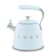 thumbnail image 1 of Estufa Whistling retro Kettle Smeg, 2,4 L, color azul pastel, 1 of 8