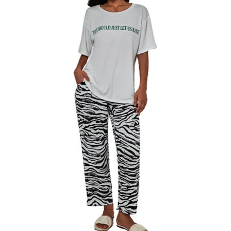 

Joyshaper Women Pajamas Sets Short Sleeve Crewneck Casual Loungewear Plaid Printed Sleepwear Nightwear with Pockets