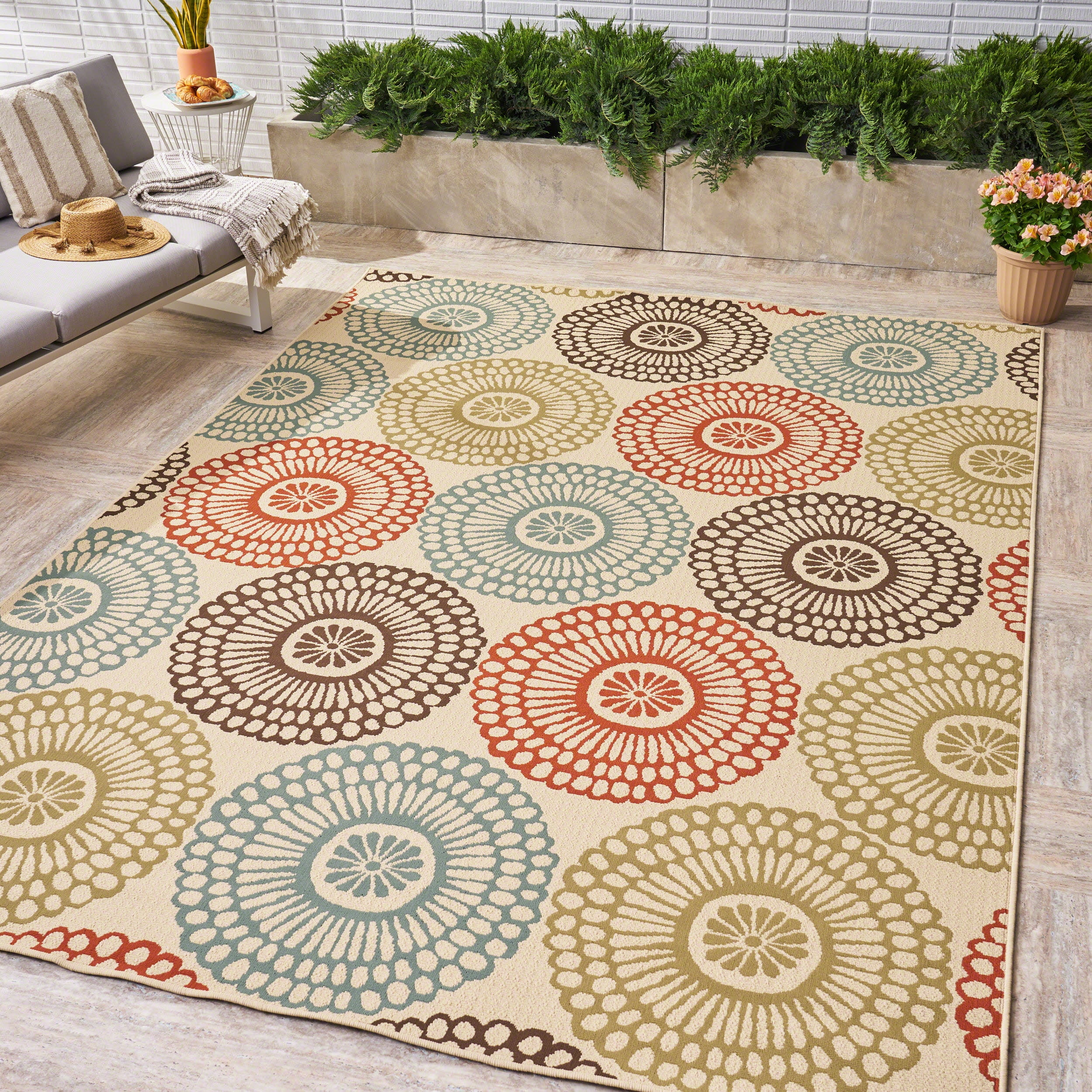 Indoor/ Outdoor Floral 8 x 11 Area Rug, Multicolored,Beige