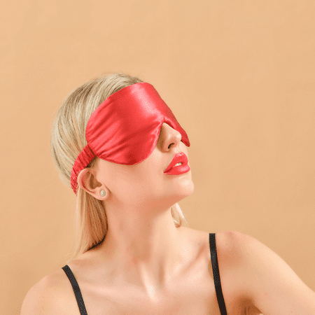 THXSILK 22 Momme Silk Sleep Eye Mask, Lightweight & Comfortable, Super Soft Eye Mask for Sleeping, Naps, Night Blindfold Eyeshade, Red