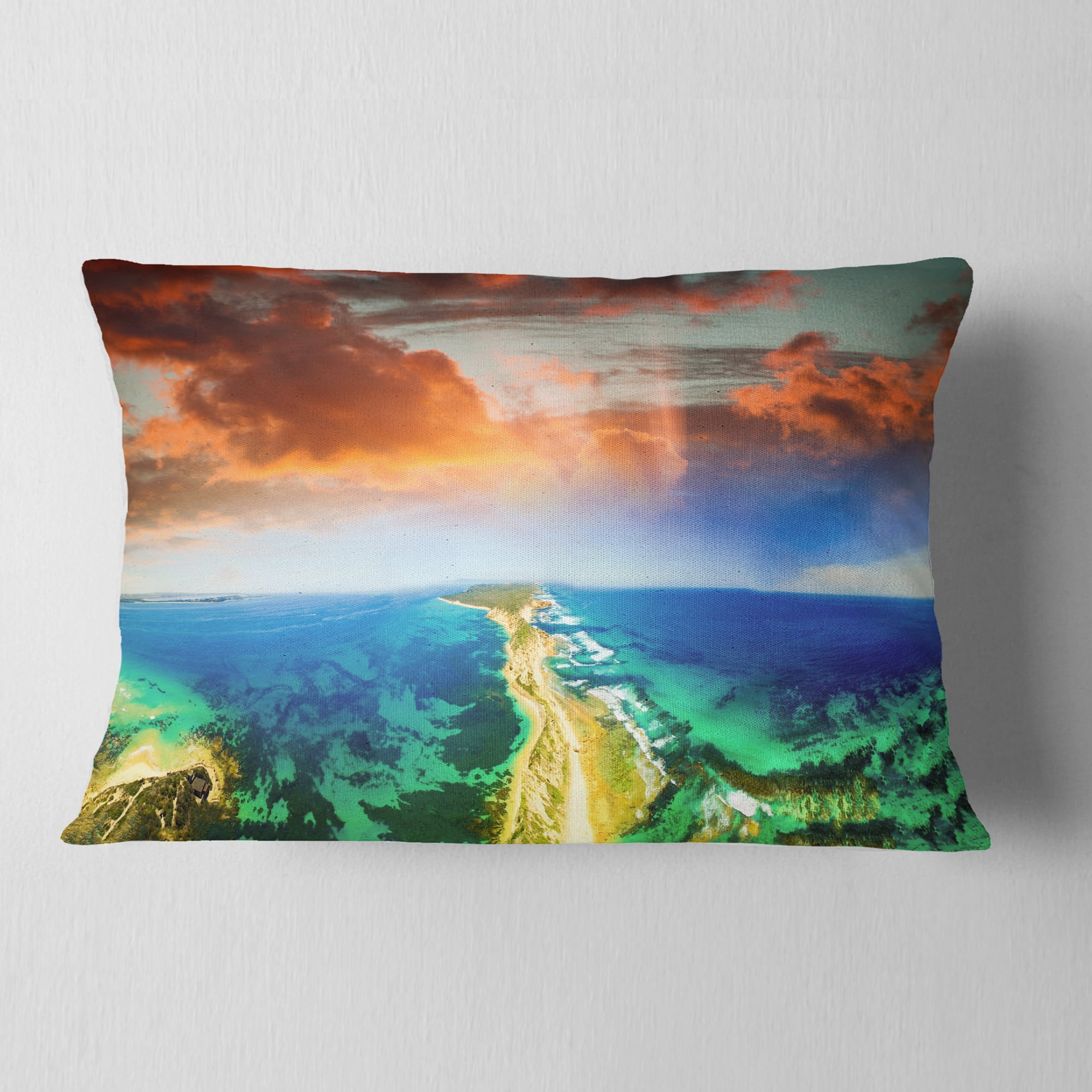Designart Green Fort Nepean Road from Helicopter - Landscape Printed Throw Pillow - 12x20