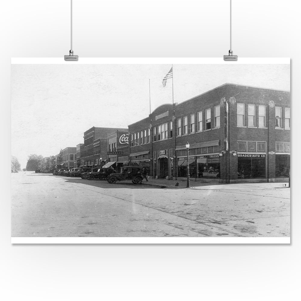 Storm Lake, Iowa West Side View of Main Street (16x24 Giclee Gallery