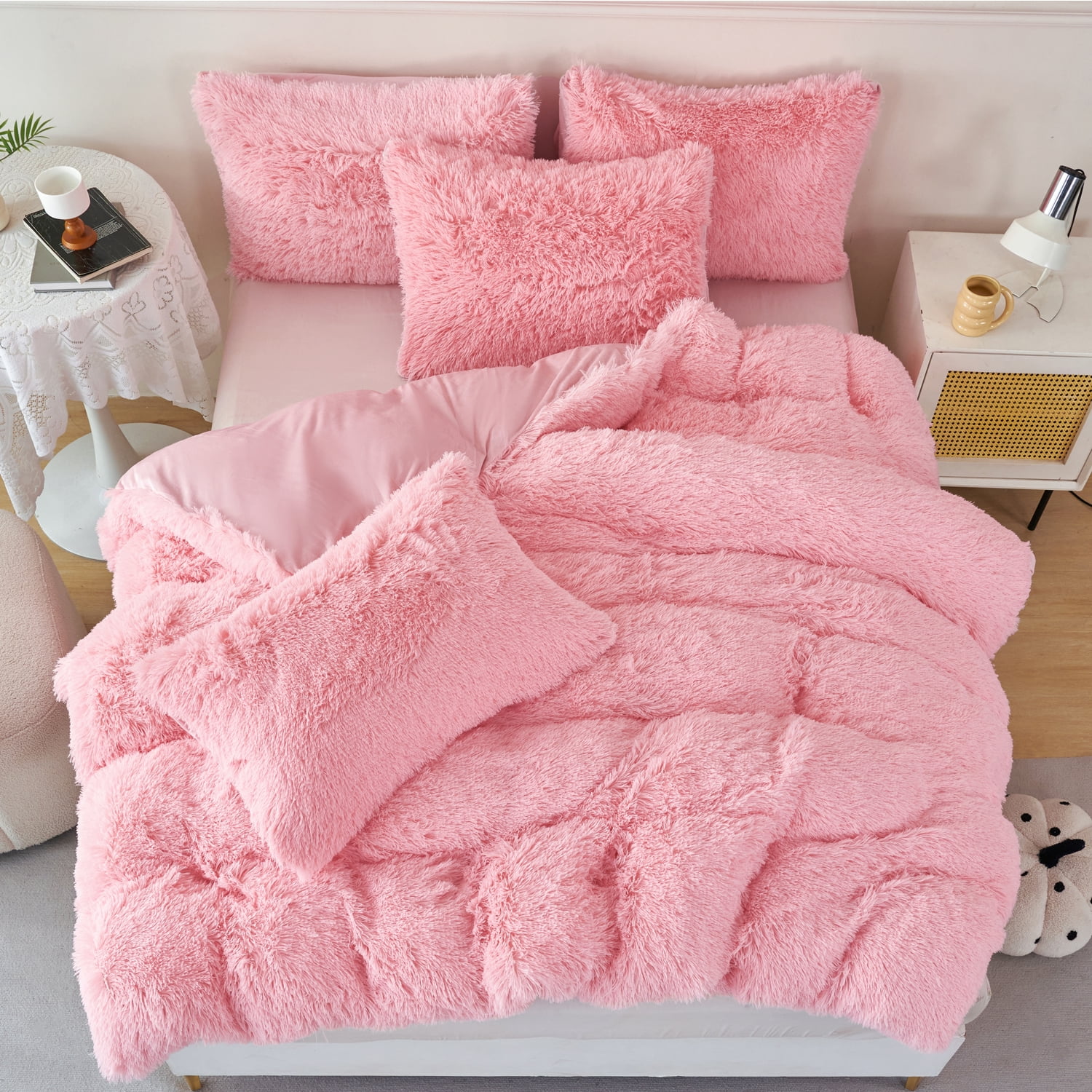 URBONUR 3 Pieces Pink Bedding Comforter Set Queen Size Faux Fur Comforter Sets for Women Girls Plush Fluffy Bedding Sets for All Season(1 Shaggy Comforter + 2 Faux Fur Pillowcases)
