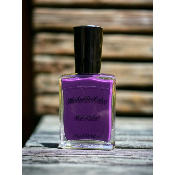 Victorious by NailedInColor®- Thermochromic Nail Polish-Women's Color Shift Polish-Purple to Turquoise-Temperature Change Nail Color