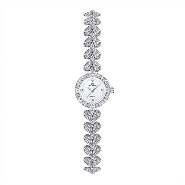 Reloj minimalista de lujo ligero con pulsera medieval tachonada de diamantes para mujer
