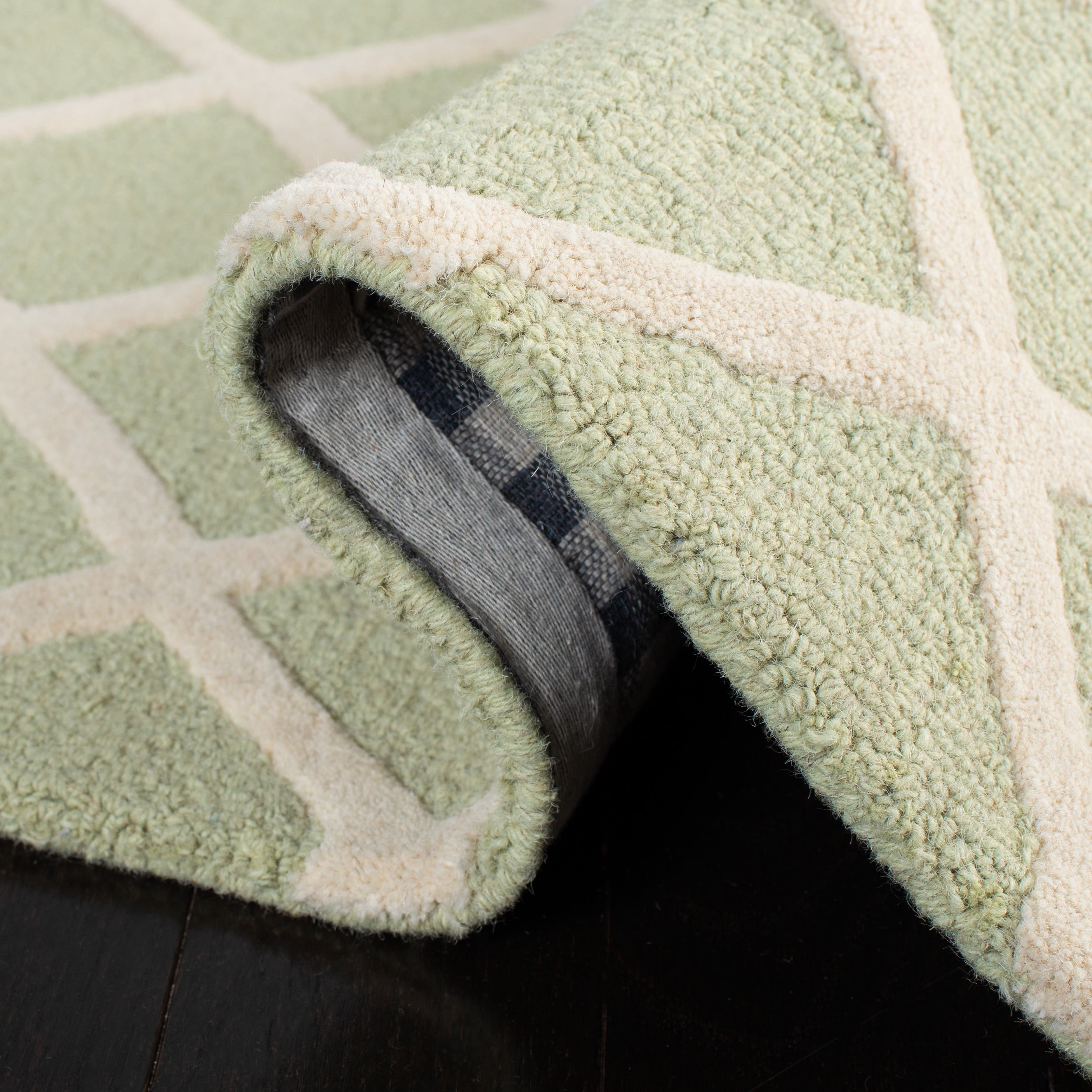SAFAVIEH Cambridge Kenneth Geometric Diamonds Wool Area Rug, Light Green/Ivory, 8' x 8' Square