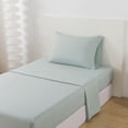 thumbnail image 4 of Mainstays – Ensemble de literie Bed-in-a-Bag tout-en-un réversible avec couette et draps, 5 pièces, simple très grand (Twin XL), floral bleu, 4 of 8