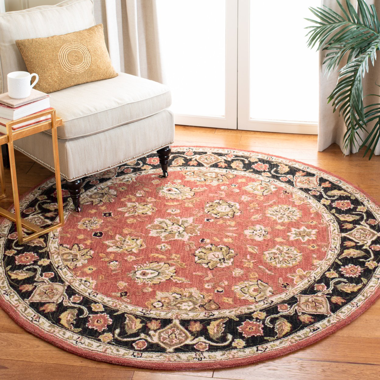 thumbnail image 2 of SAFAVIEH Chelsea Kaeden Floral Wool Area Rug, Rose/Black, 6' x 9', 2 of 9