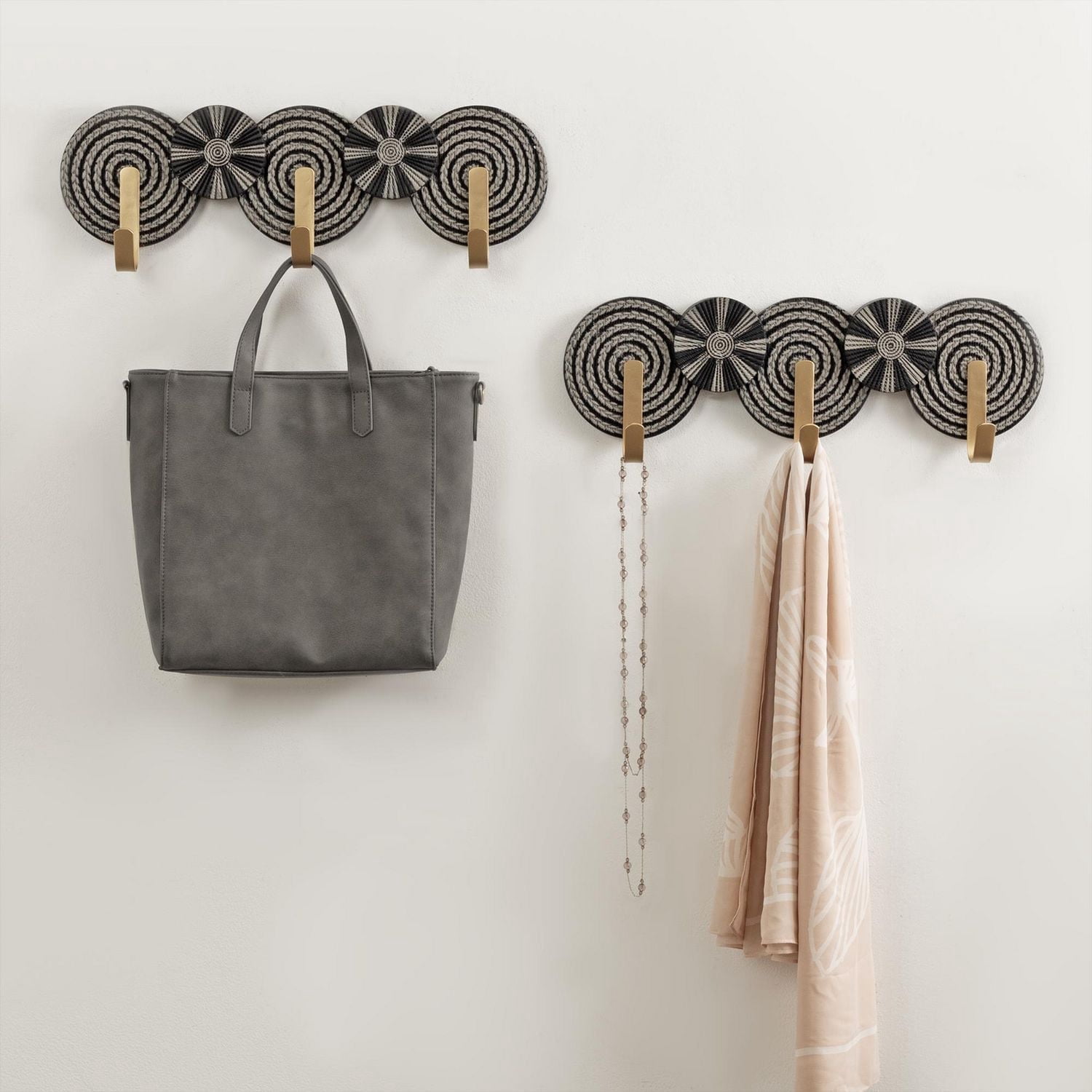 Ensemble de plaques Spinoza avec crochets de hometrends, noir/naturel