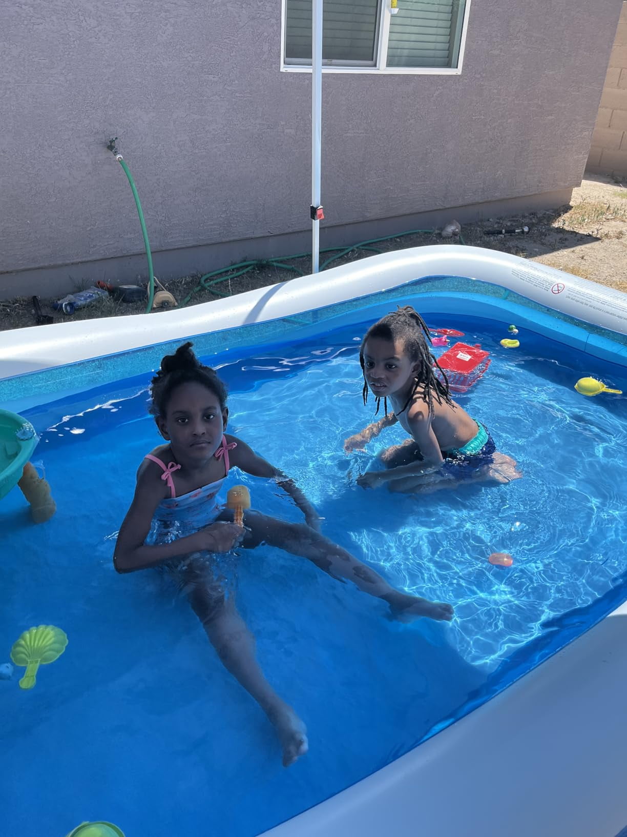 Inflatable Pool Oversized Thickened Family Swimming Pool Puncture Resistant 1 Pack 102.36*66.92IN;19.68IN.Not Include Inflation Pump.