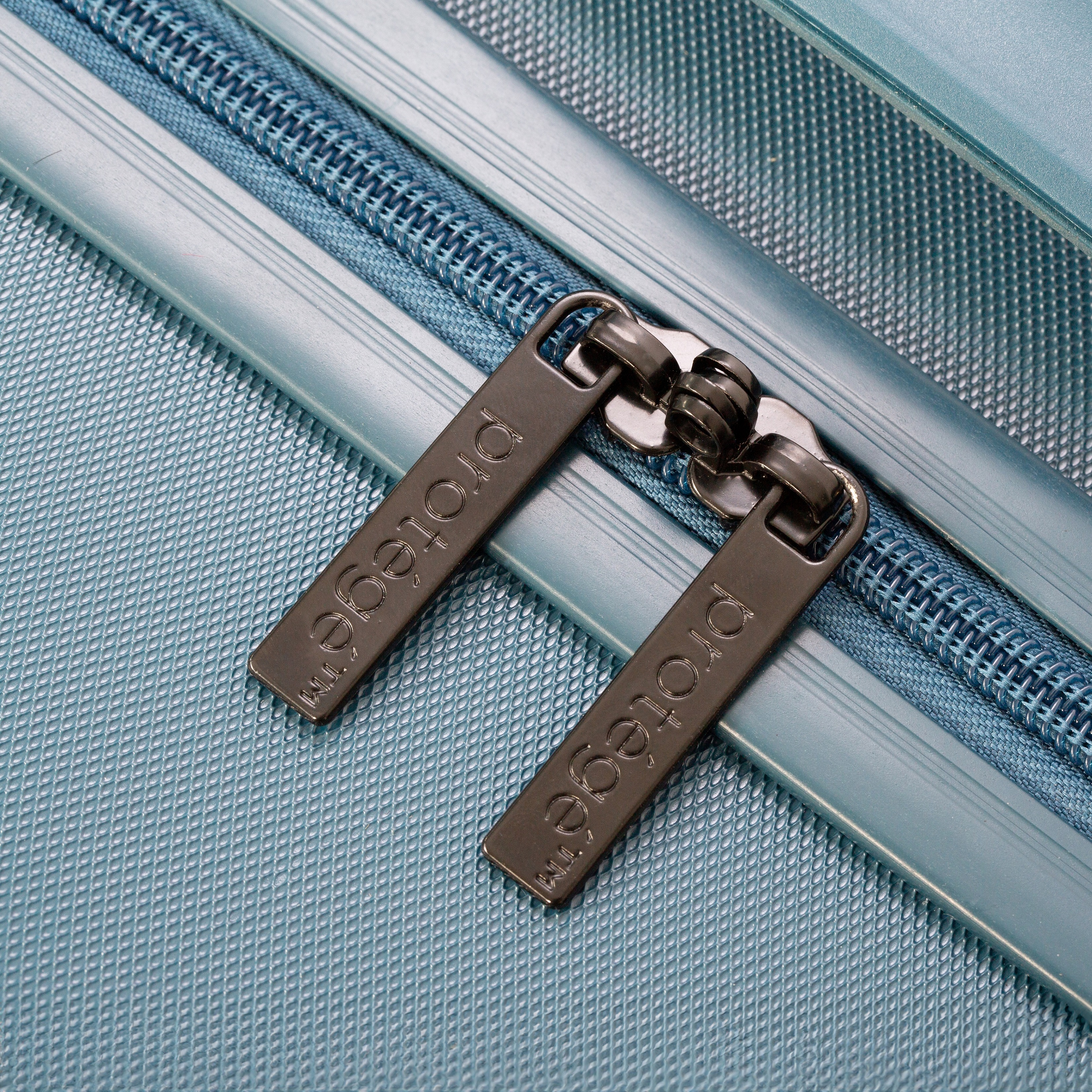 Protege 2-Piece Hardside Spinner Luggage Set, Blue photo 6
