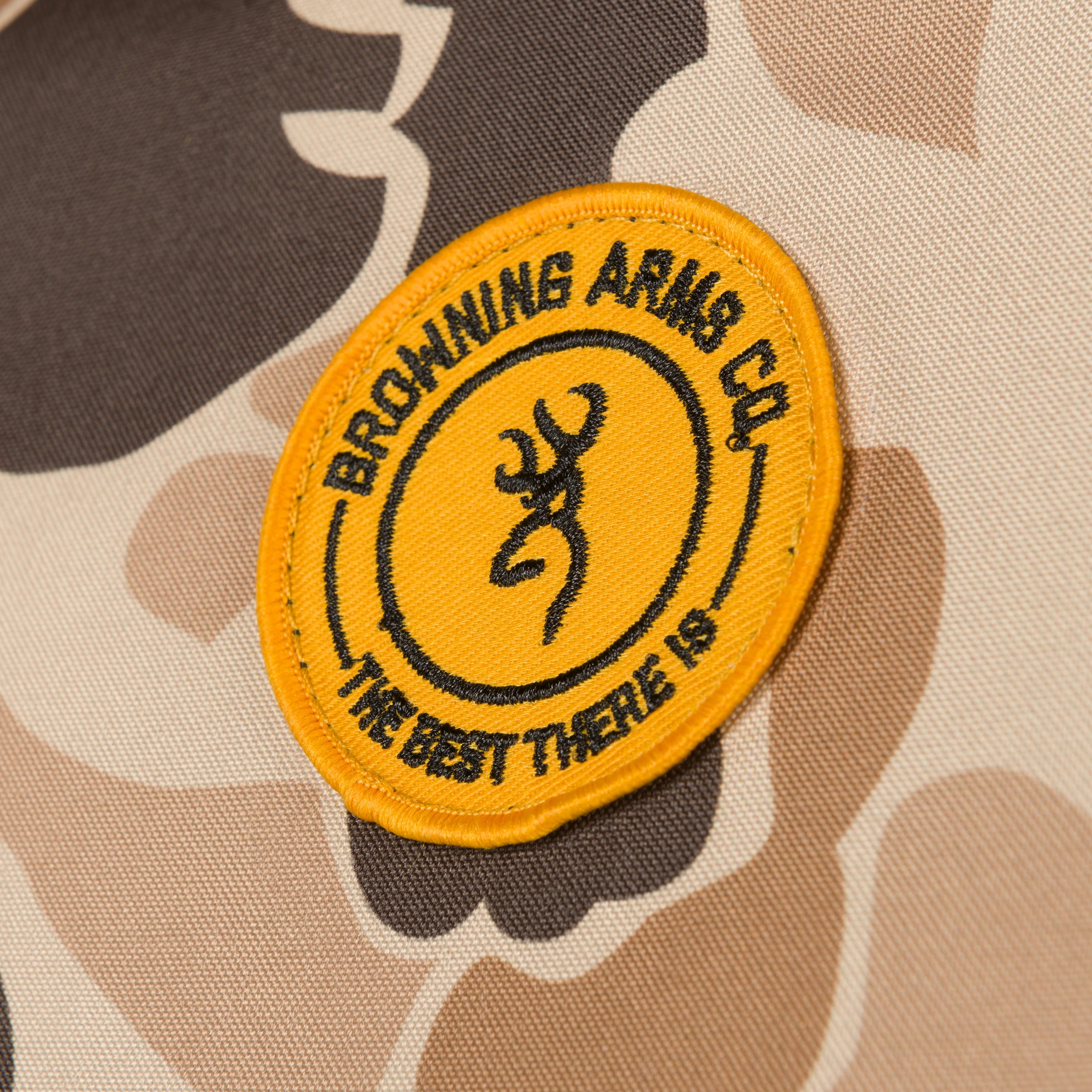 Browning Universal Low Back, Water and Dirt Resistant Car, Truck, and SUV Seat Covers, Arms Co. (Tan Duck Camo)