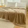 thumbnail image 5 of Dvruxg Double Sided Cold Effect Summer Quilt, Lightweight All-Season Cooling Blanket, Polyester Breathable Ice Blanket, Machine Washable Cooling Comforter for Warm Nights, 5 of 5
