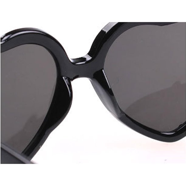 Gafas de sol retro con forma de corazón súper grande a la moda