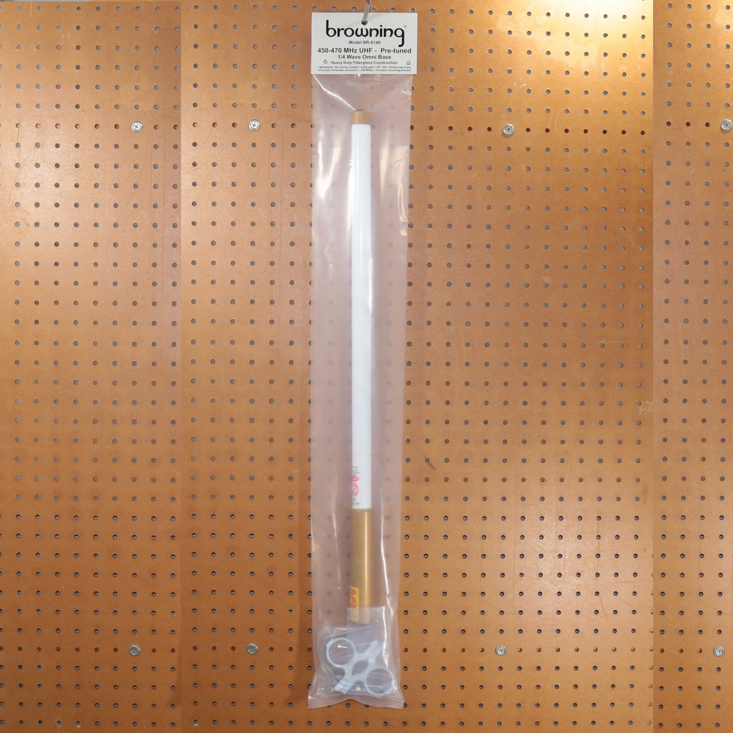 Browning 450-MHz to 470-MHz Pretuned Land Mobile Fiberglass Omni Base Antenna, BR-6140