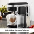 thumbnail image 4 of Máquina de café espresso KitchenAid KES6404 con espumador de leche automático, 4 of 8