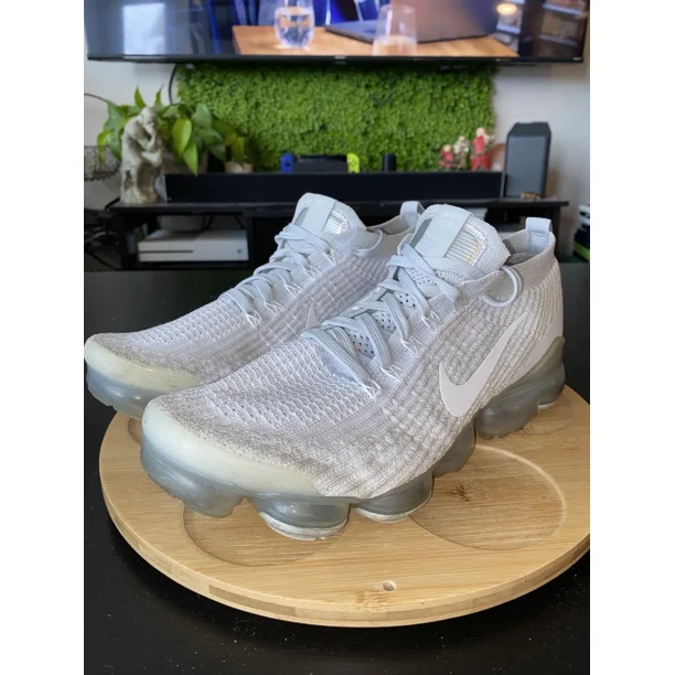 Ni - ke Ni - ke Air Vapormax Flynit White Pure Platinum AJ6910-100 Size 10.5 Women’s