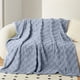 thumbnail image 4 of Manta polar de regalo para siesta con aire acondicionado, manta polar refrescante, diseño suave de vellón color leche, plegable, portátil y ligera, 100 % poliéster, para relajarse en el, 4 of 9