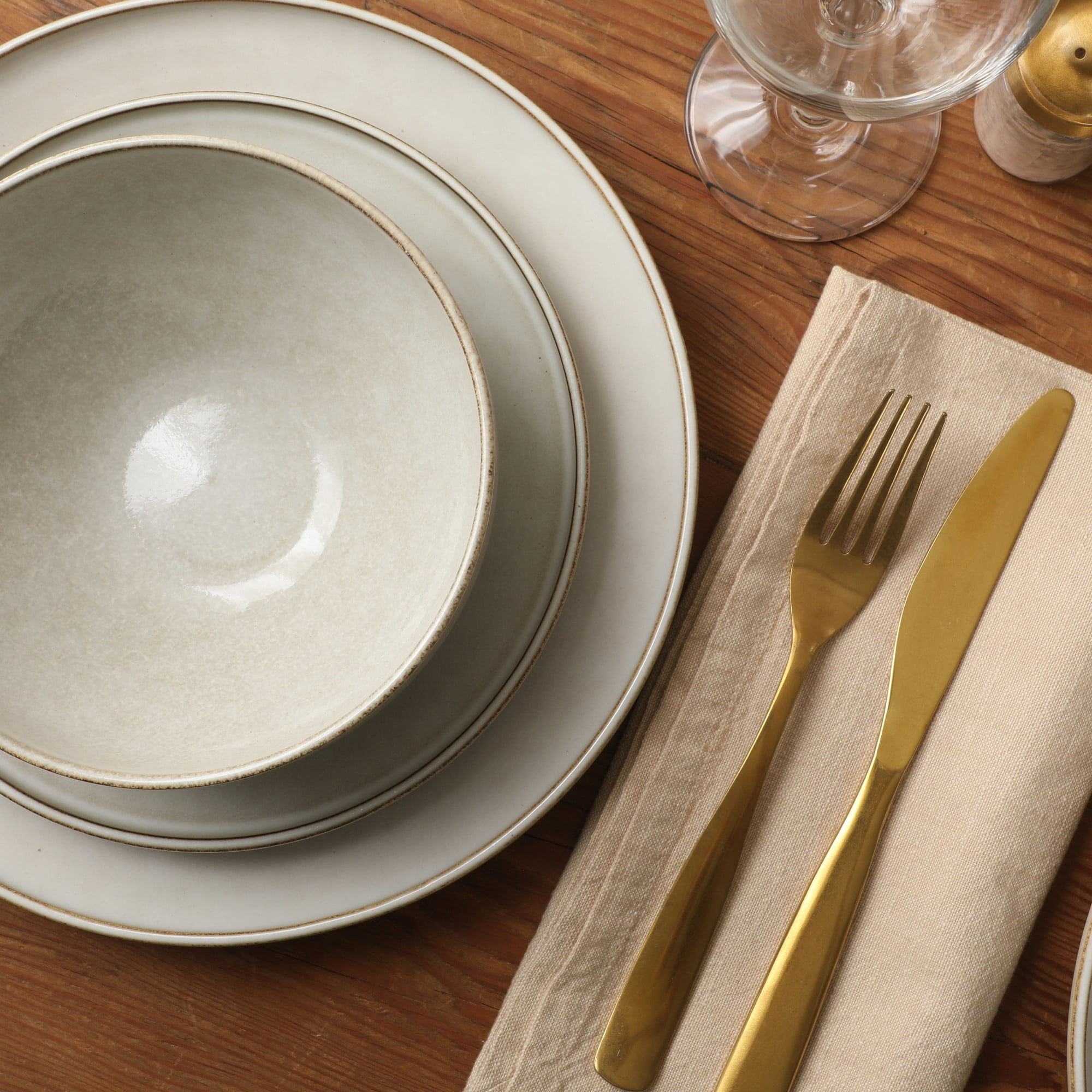 Gibson Elite White Sands 12-Piece Ash Stoneware Dinnerware Set