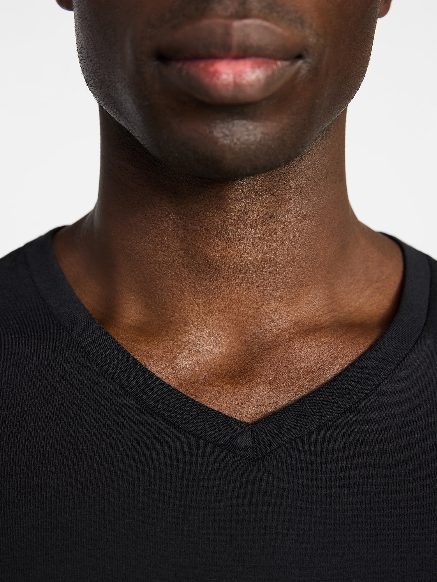 George Men's & Big Men's Relaxed Fit Short Sleeve V-Neck Tee, Sizes S-3XL