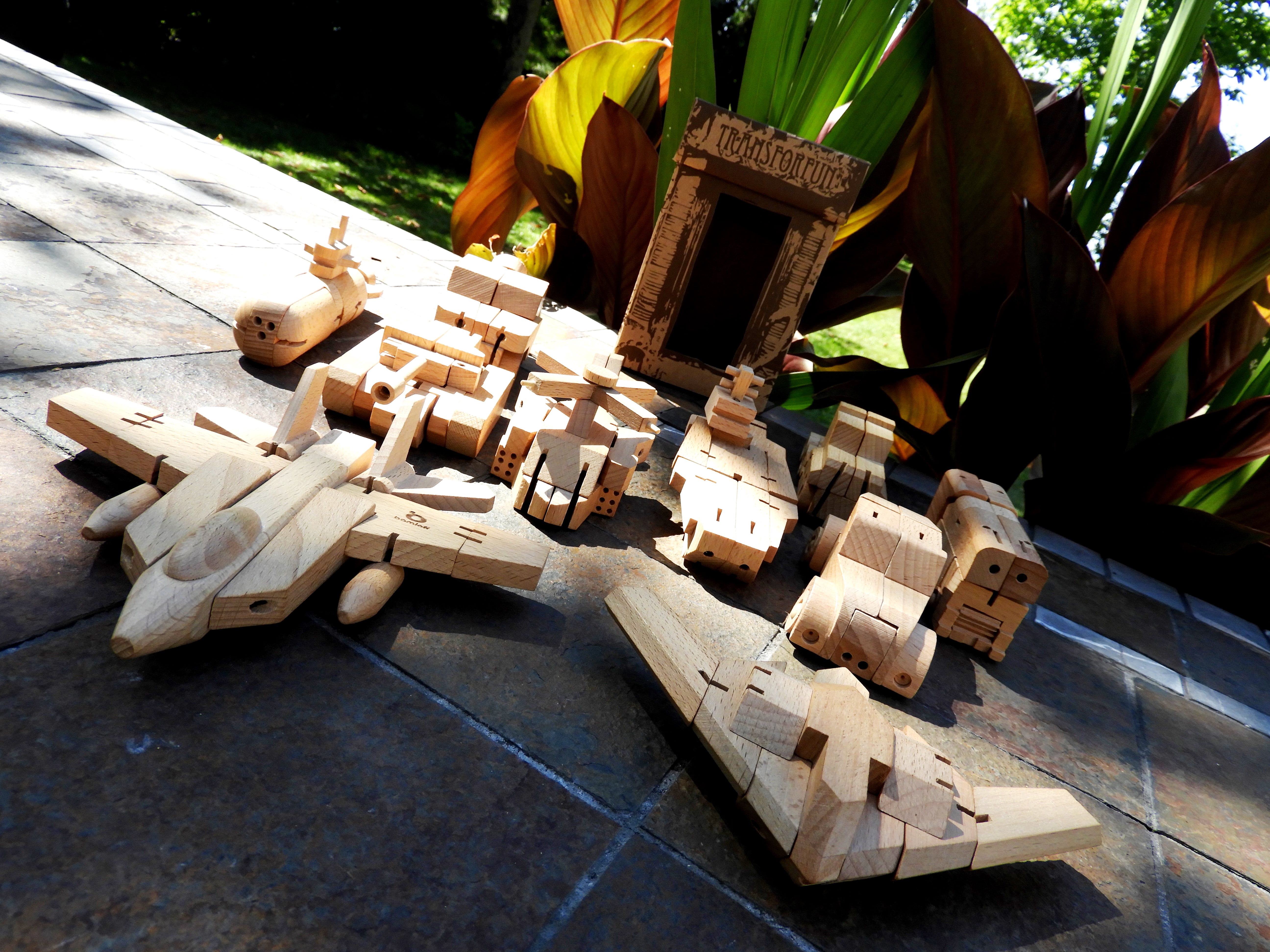 WooBots - Wooden Robot Transforms into a Tank