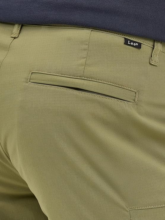 Lee® Men's Extreme Motion Ripstop 9" Cargo Short (29-42)