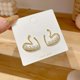 thumbnail image 1 of Pendientes bohemios de perlas grandes para mujer, adornos de Mascota para mujer, accesorios de San Valentín, regalo al por mayor E0245, 1 of 4