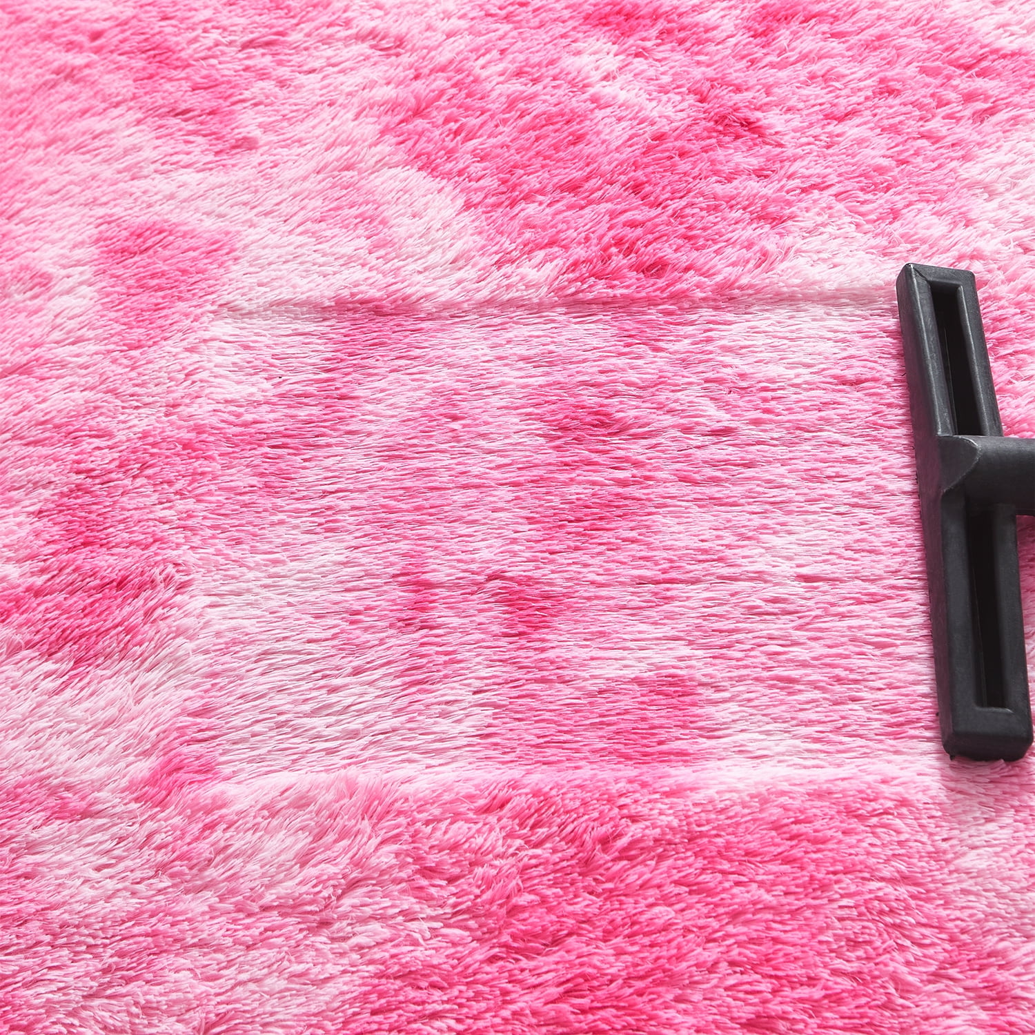 MerryHome Soft Plush Faux Fur Area Rug 3x5 Feet, Luxury Rectangular Fuzzy Carpet, Pink