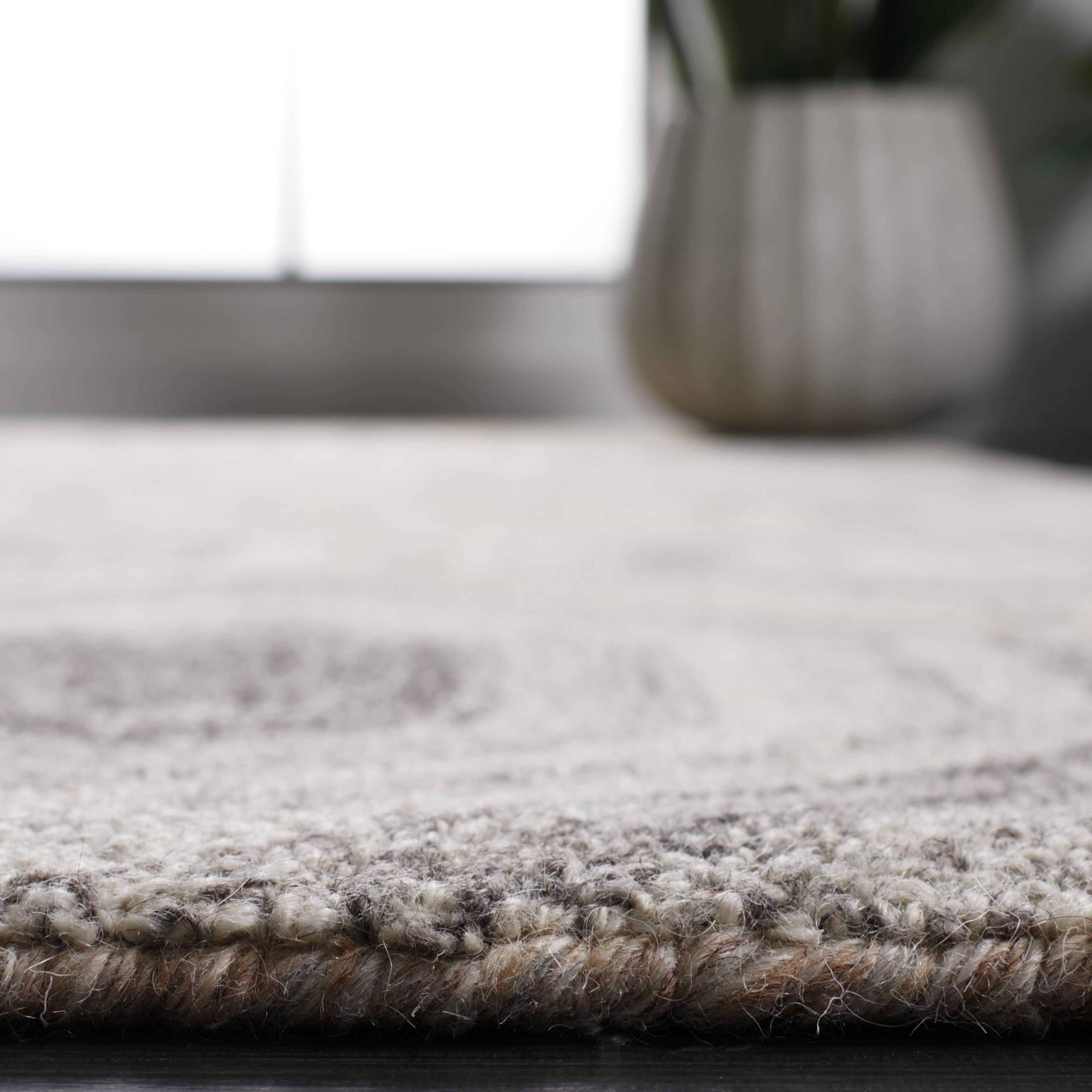 SAFAVIEH Abstract Benton Geometric Wool Area Rug, Natural/Gray, 8' x 10'