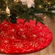 thumbnail image 1 of WeiHuan Toys Falda para árbol de Navidad de color rojo, 78 cm, dorada, con copos de nieve y piel sintética para fiestas navideñas en casa, 1 of 5