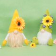 thumbnail image 2 of Lindo girasol abeja peluche elfos sin rostro muñeca abeja Festival hogar figuras para mesa decoraciones-verde y amarillo, 2 of 5