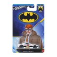 thumbnail image 4 of Vehículo de Juguete Hot Wheels Themed Auto de Batman Muscle Tone, 4 of 4