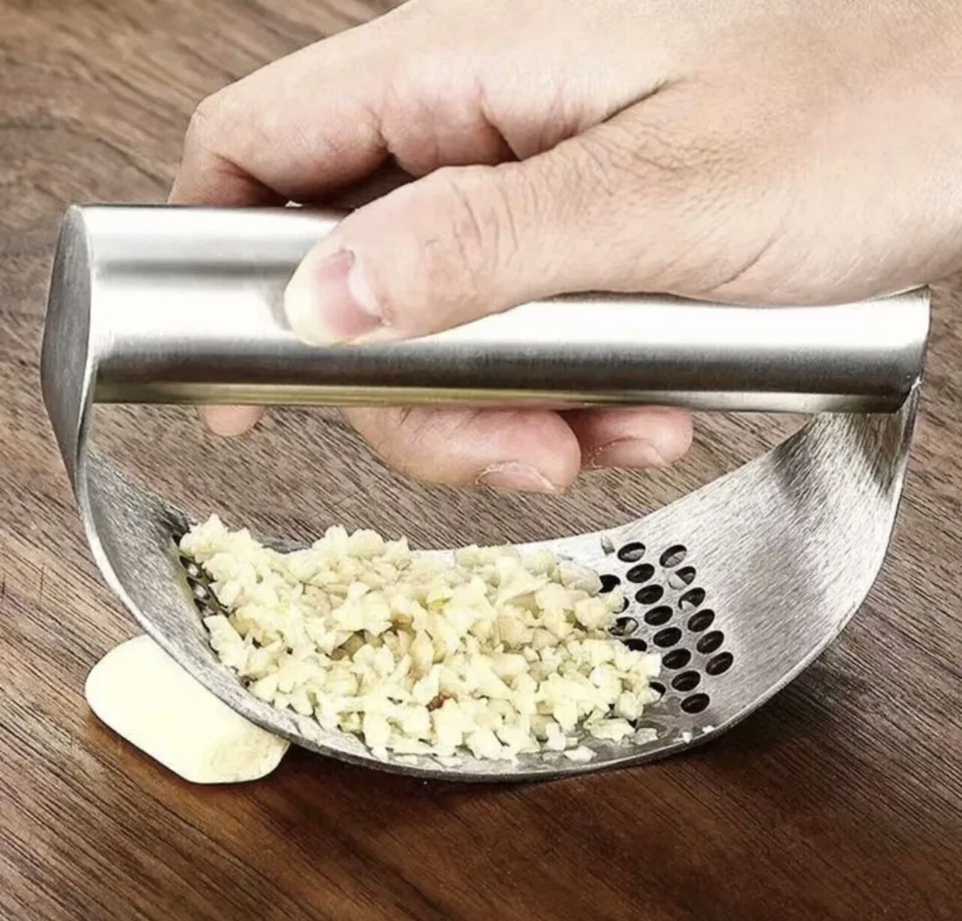 Manual Garlic Press Crusher Squeezer Tool Stainless Steel Masher Kitchen Tools
