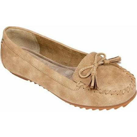 - women's cliffs by white mountain samanda smoking flat