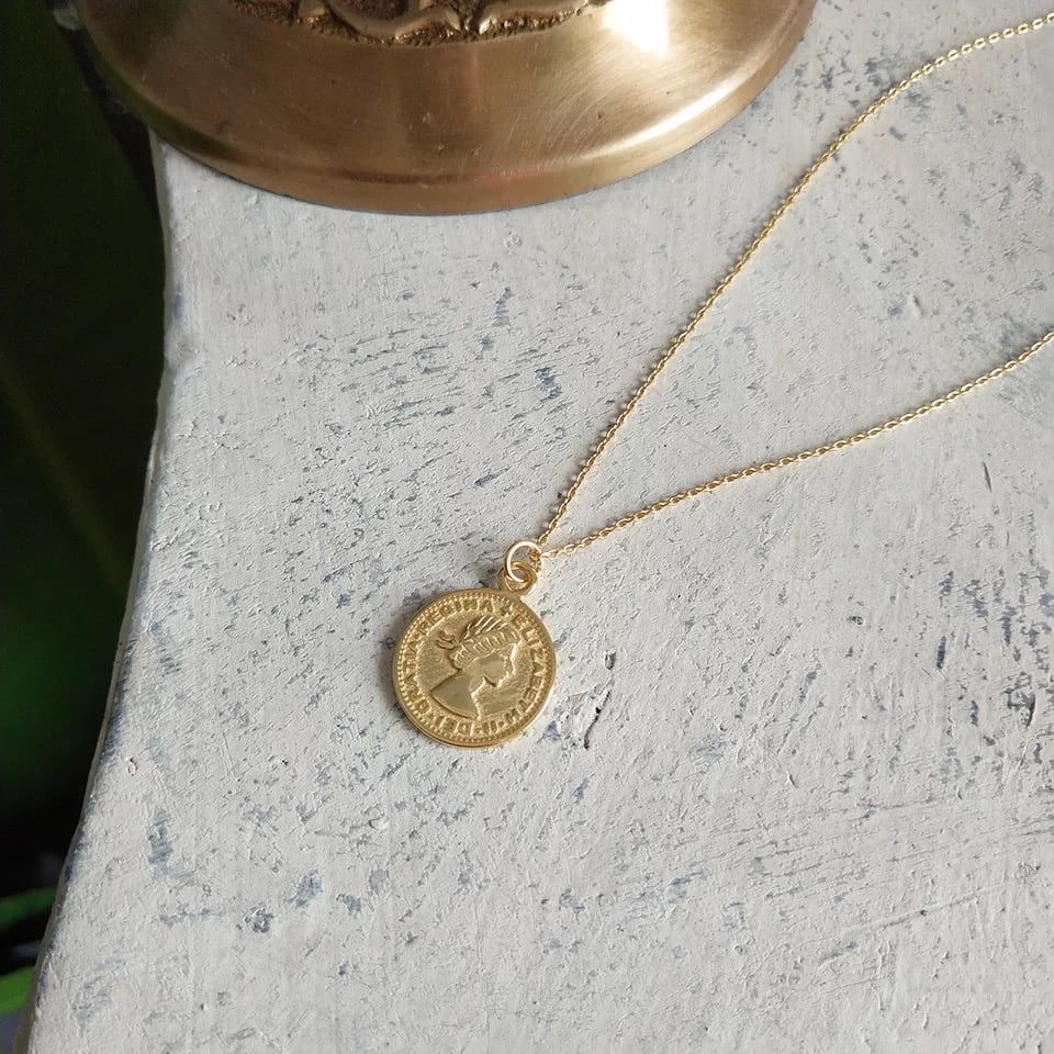 Gold Coin Pendant Necklace for Women 