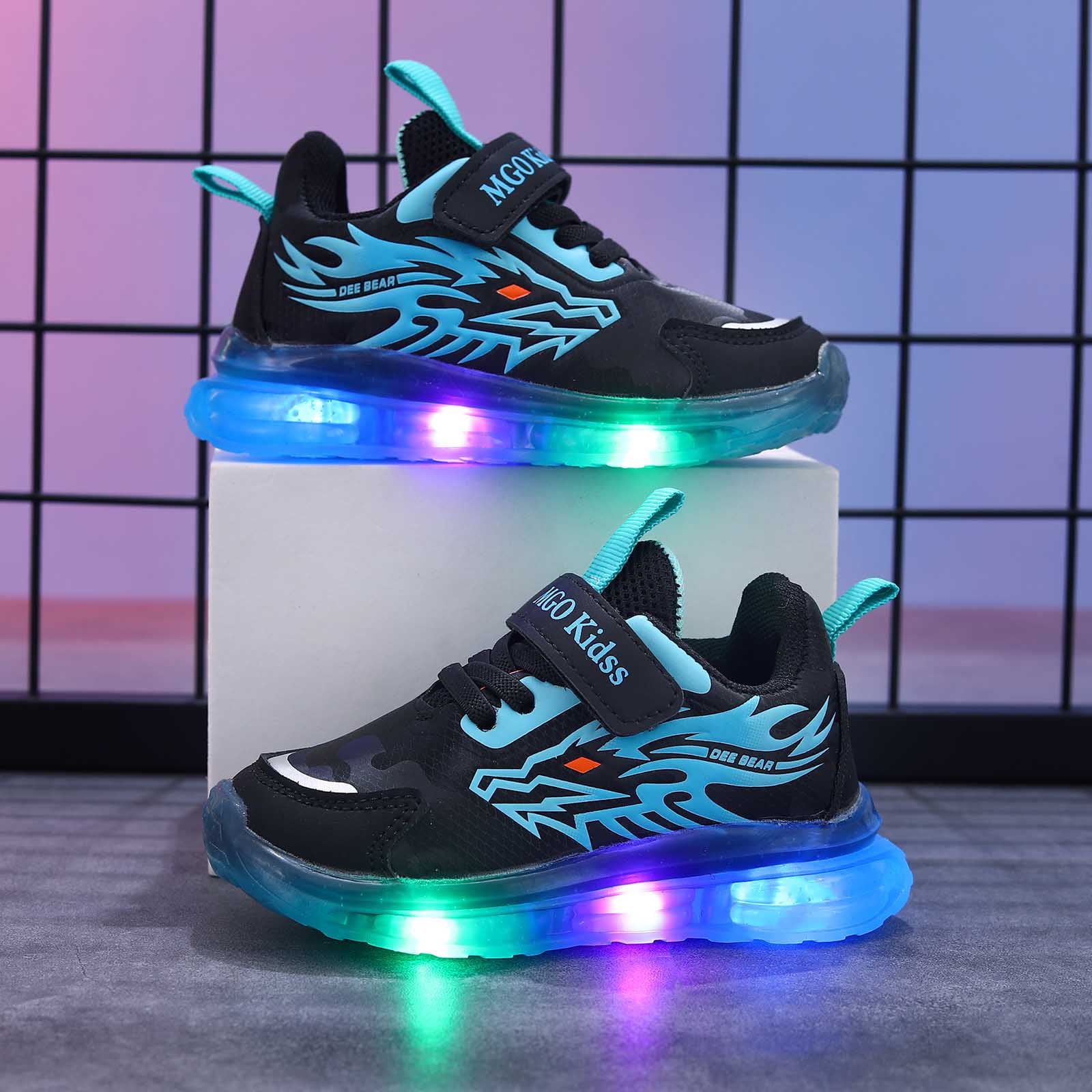 Light up Shoes Toddler Boys Flashing LED Tennis Sneakers Little Kids Luminous Walking Running Shoes