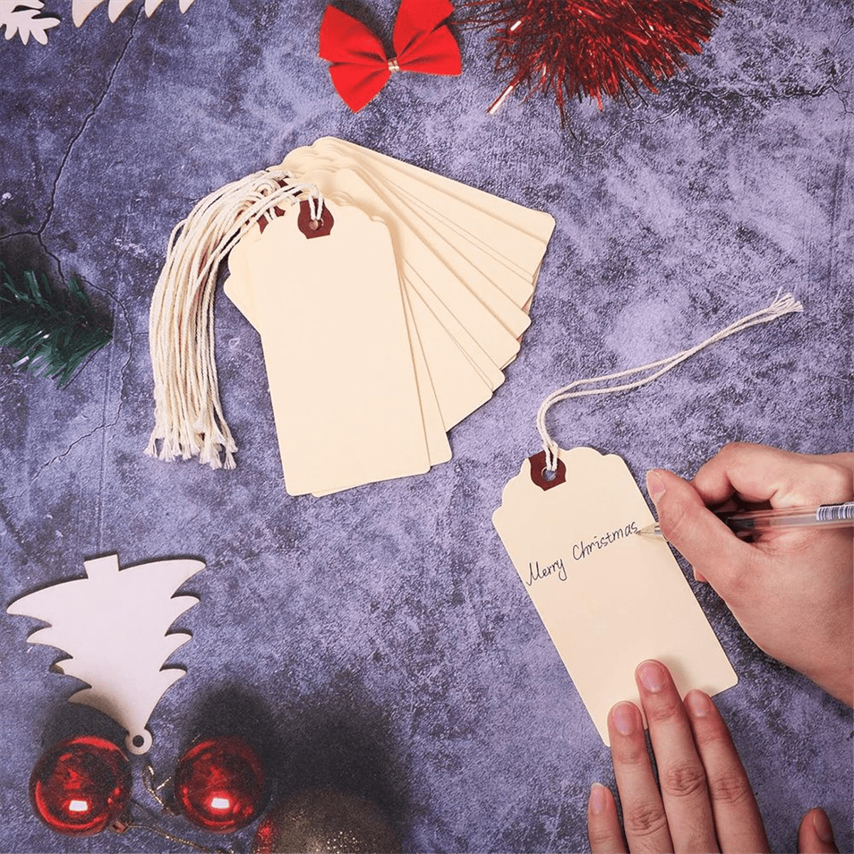 1set * tags with string-As Shown