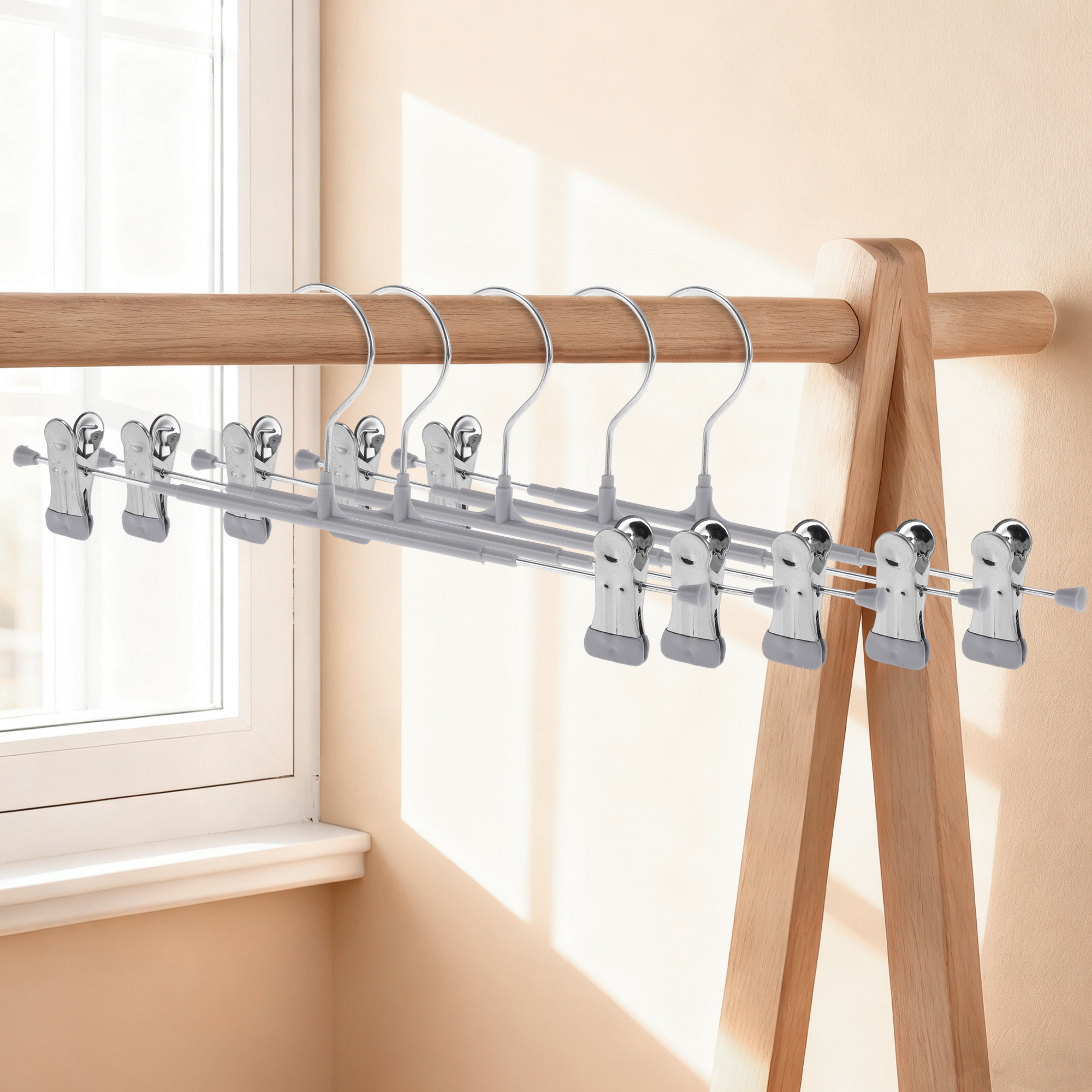 Unique Bargains 5 Pcs Pants Hanger with Clips Non-slip Garment Hanger Gray