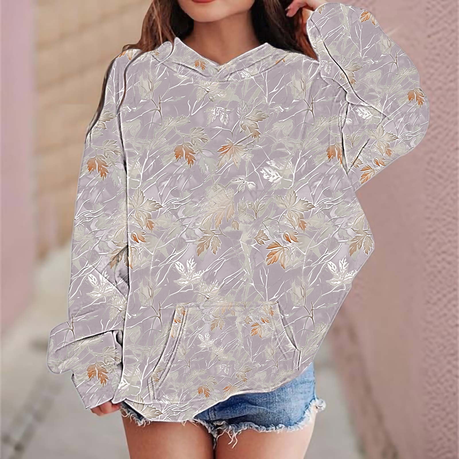 ACCPUR Women's Camo Fleece Sweatshirt - Oversized Maple Leaf Pullover, Long Sleeve Fall/Winter Top