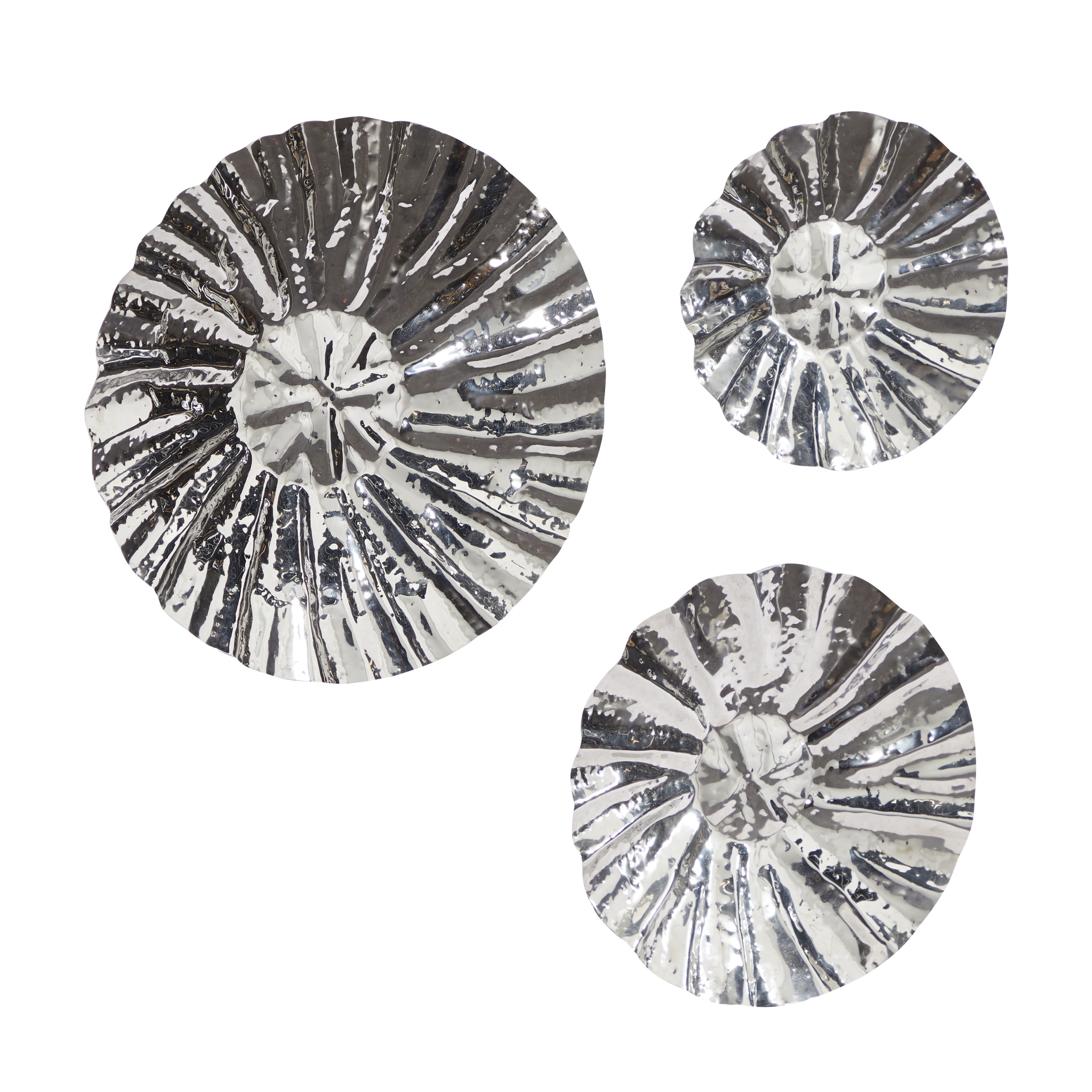 DecMode Silver Stainless Steel Plate Wall Decor with Hammered Designs (3 Count)