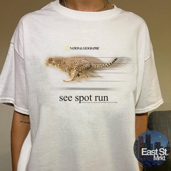 See Spot Run Cheetah t shirt - Vintage 2001 National Geo Society Graphic Tee
