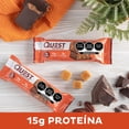 thumbnail image 2 of Barra de Proteína Quest Hero Sabor Chocolate con Caramelo y Nuez Pecana Caja con 12 pz, 2 of 7