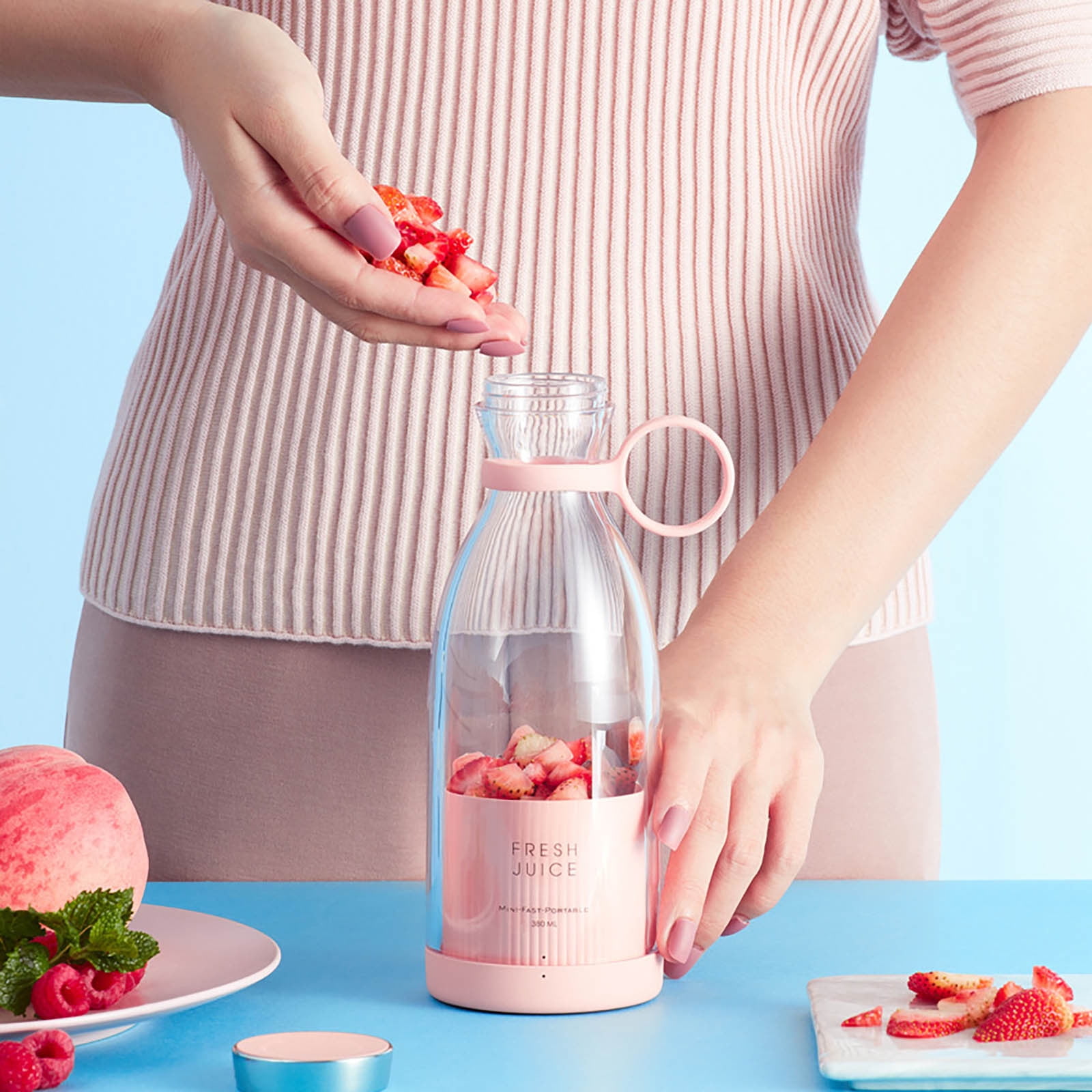 Fresh Juice Blender Portable Juicer Cup Built-in Battery Wireless Charging Outdoor Portable Mini Juicer