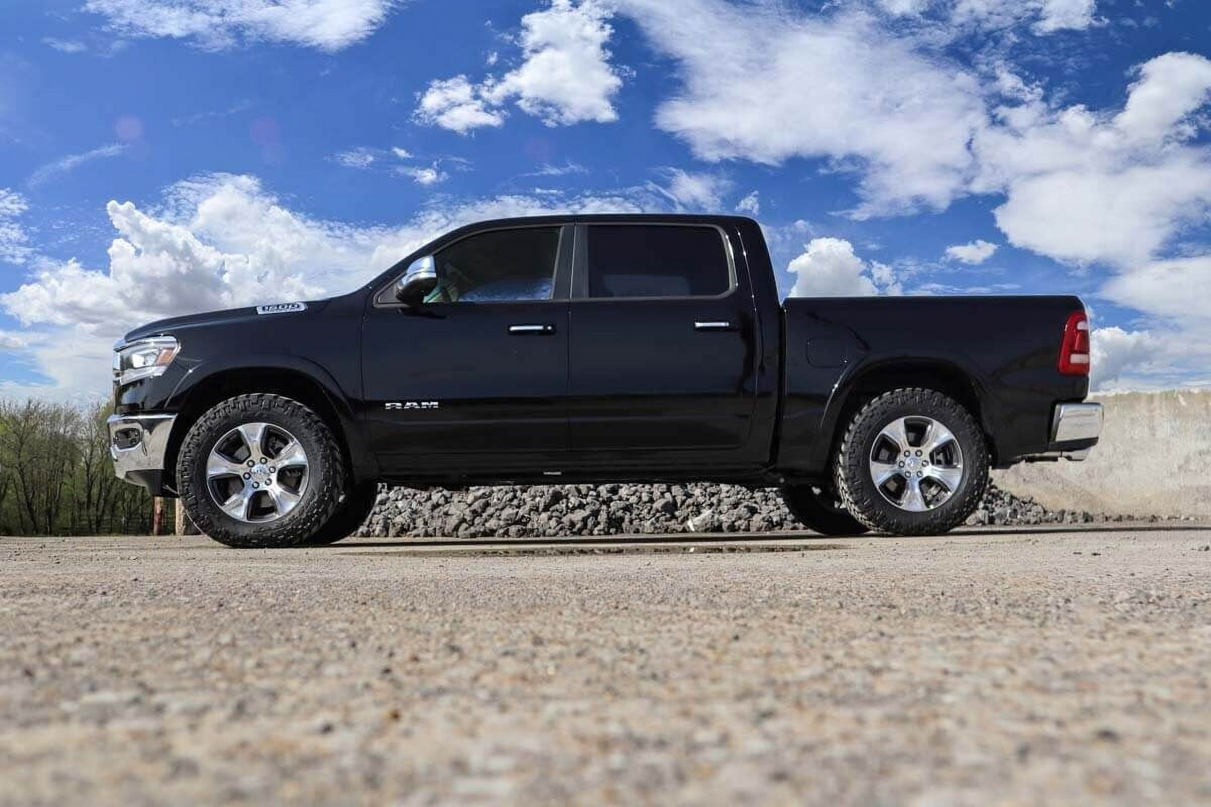 Rough Country 2" Leveling Kit for 2019-2025 Ram 1500 2WD/4WD - 35400