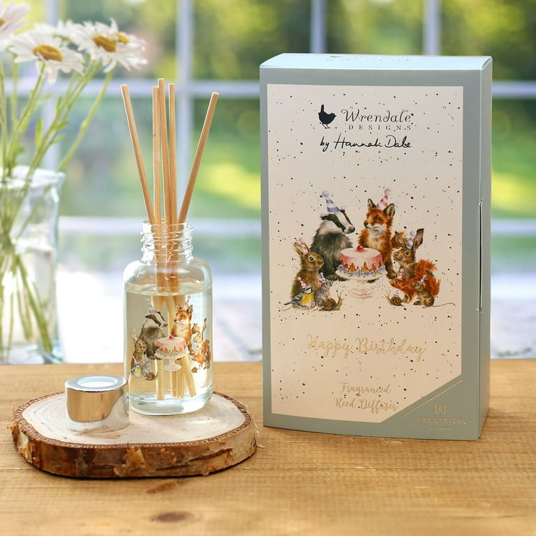 Wrendale Designs Reed Diffuser Happy Birthday Motif Meadowsweet and White  Lilac Fragrance Oil, for Bedroom, Bathroom, and Livingroom Décor, 40ml, Wax  Lyrical 