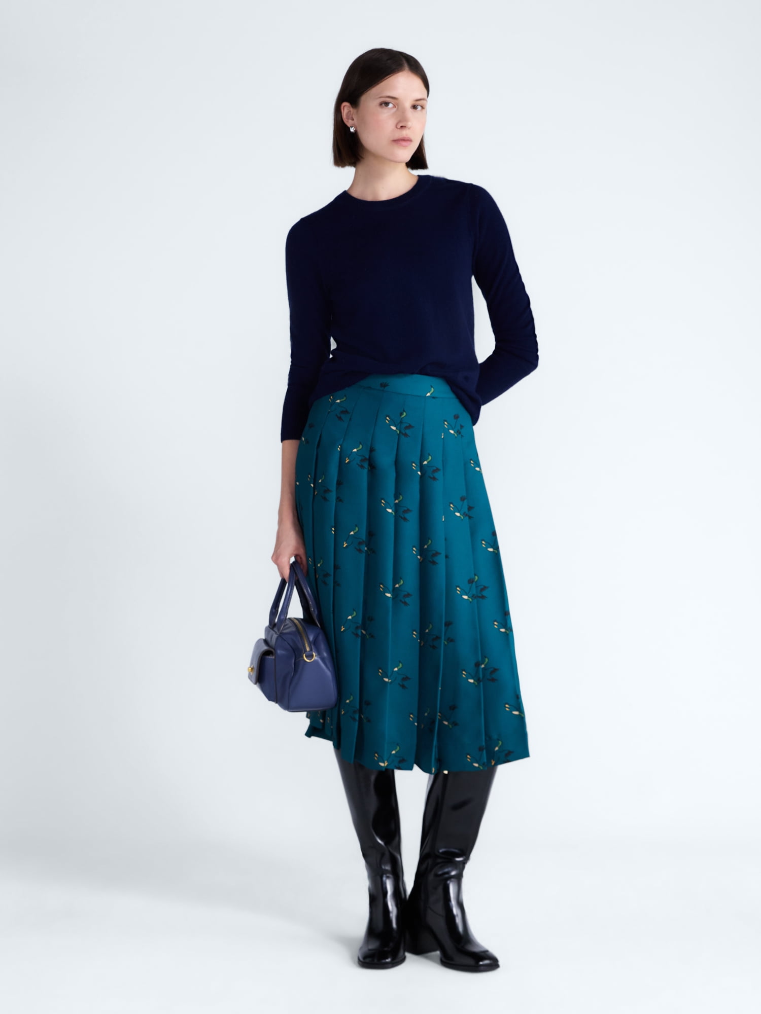 Free Assembly Women’s and Women’s Plus Pleated Tab Waist Midi Skirt, Sizes 0-28W